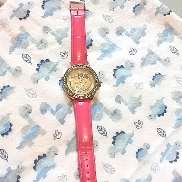 Hello Kitty “PINK CRYSTAL,  MOP FACE Watch” - Picture 3 of 6